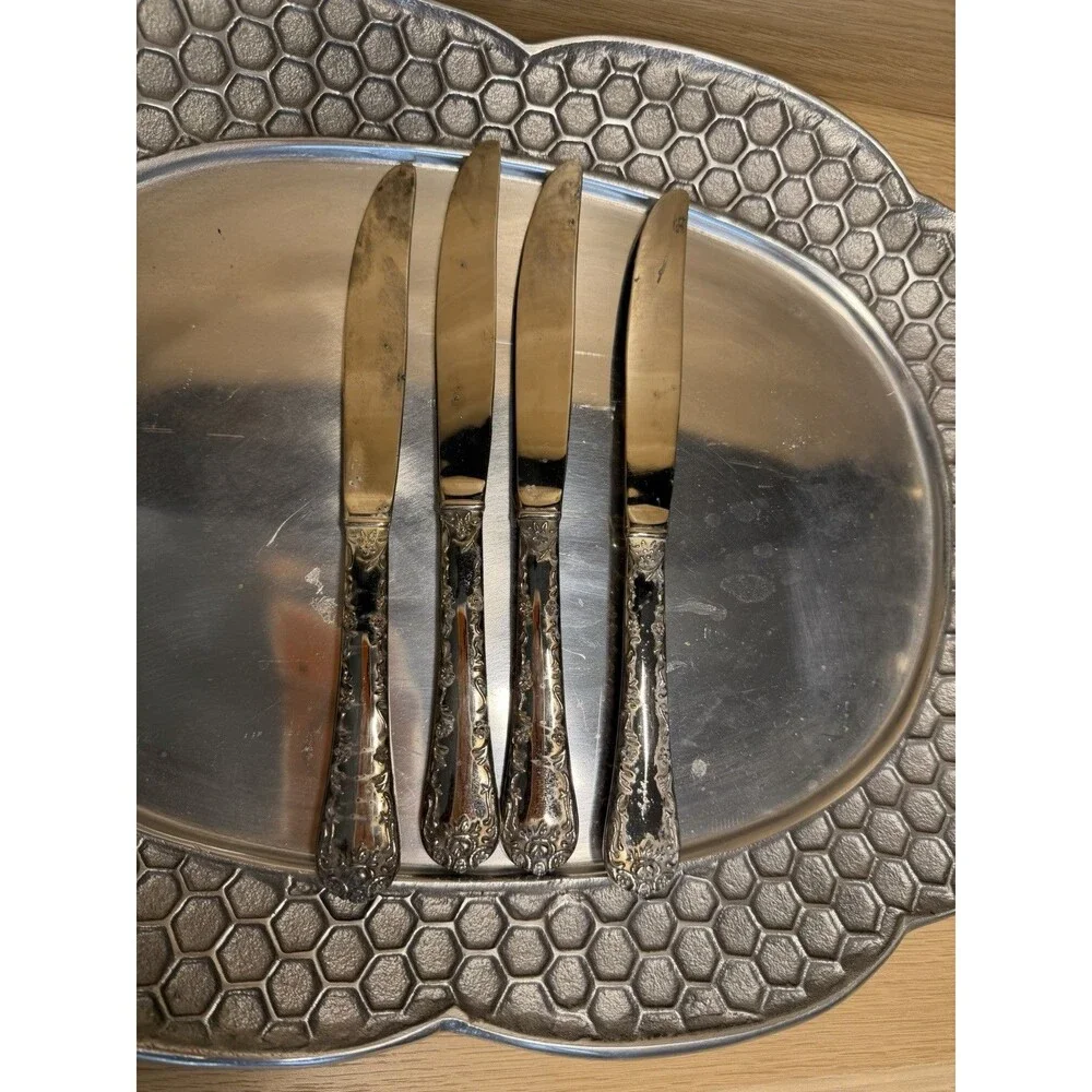 Vintage WM Rogers & Sons Enchanted Rose Pattern Silverware Plated 4 Knives